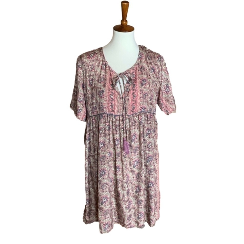 Paani paisley print short sleeve dress with tassel tie Size medium